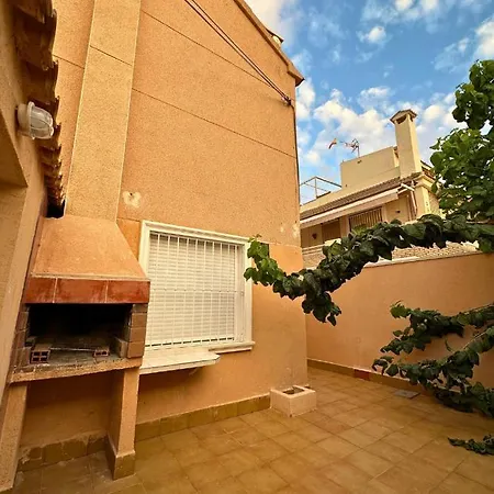 En La Mata A 50 Metros De La Playa Chalet *