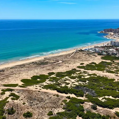 En La Mata A 50 Metros De La Playa Торевьиа